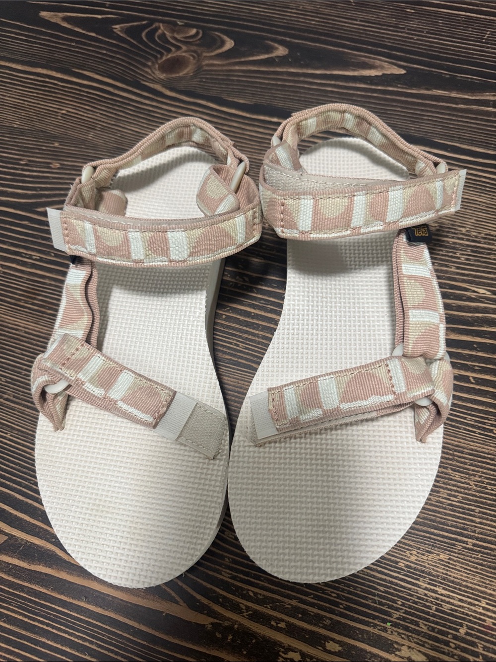 Teva sandals size 7